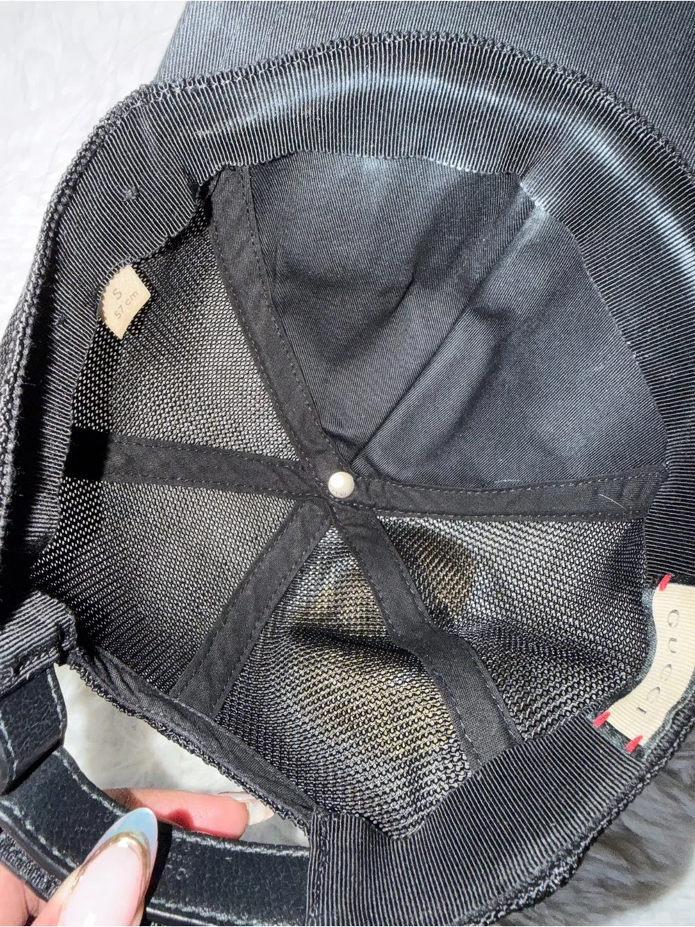 Gucci Logo Black Baseball Cap- SIZE SMALL, GOOD CONDITION